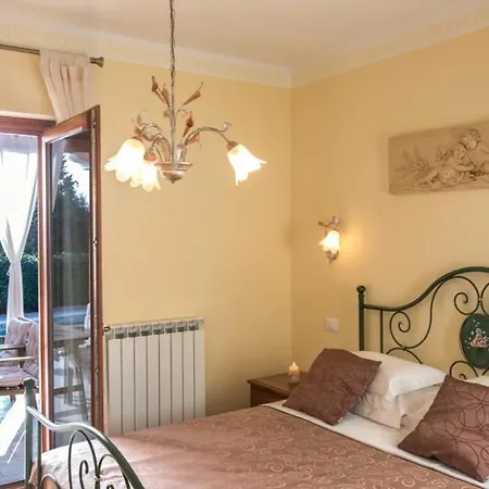 Maria Umag Villa